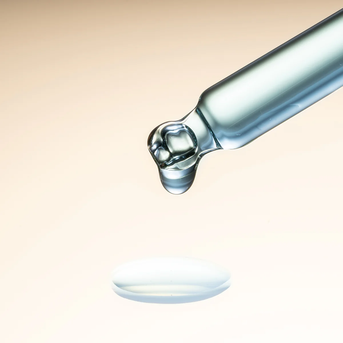 AQUA EXTREME TOTAL HYDRATING SERUM